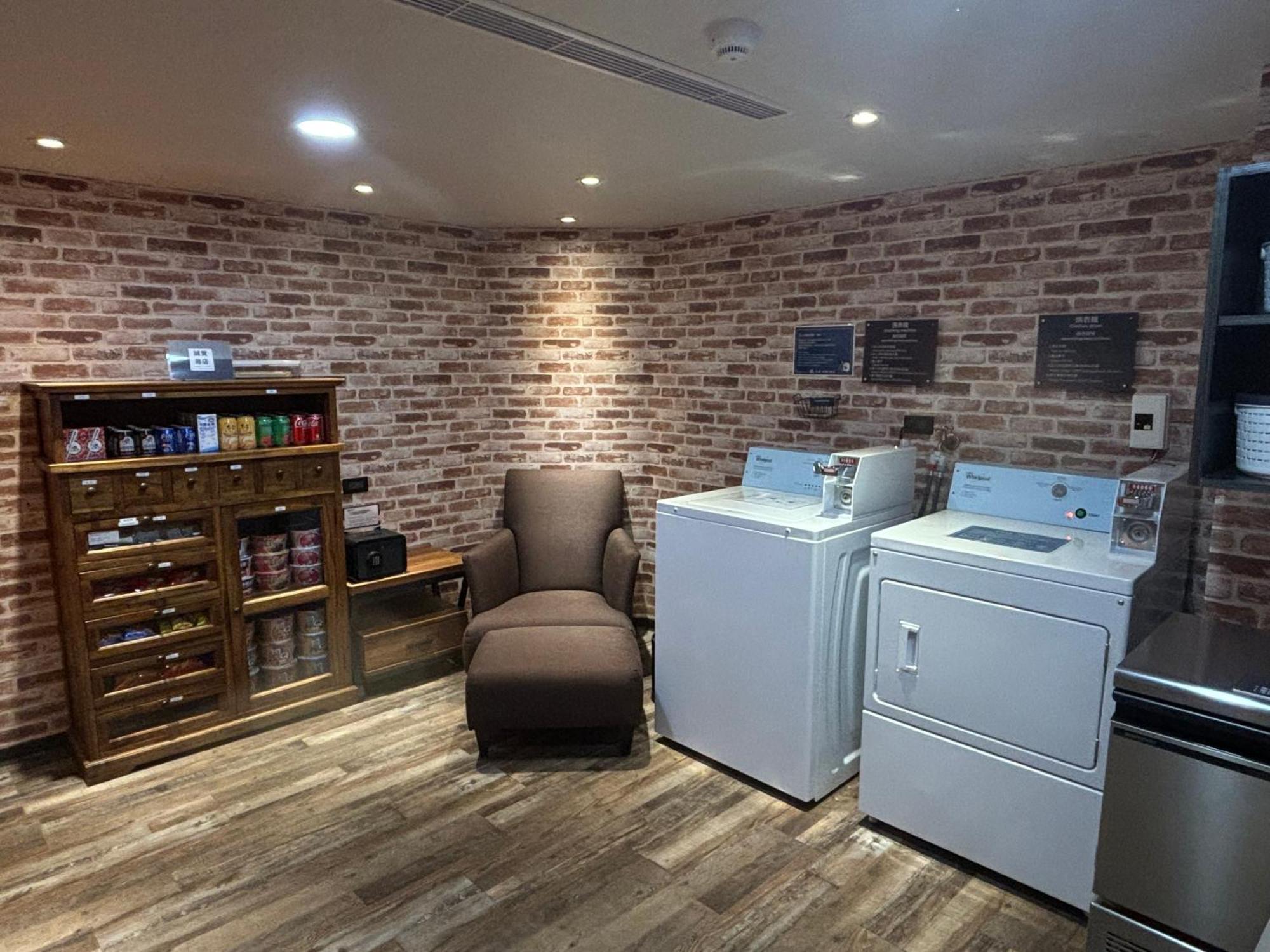 Cu Hotel Kaohsiung Dış mekan fotoğraf