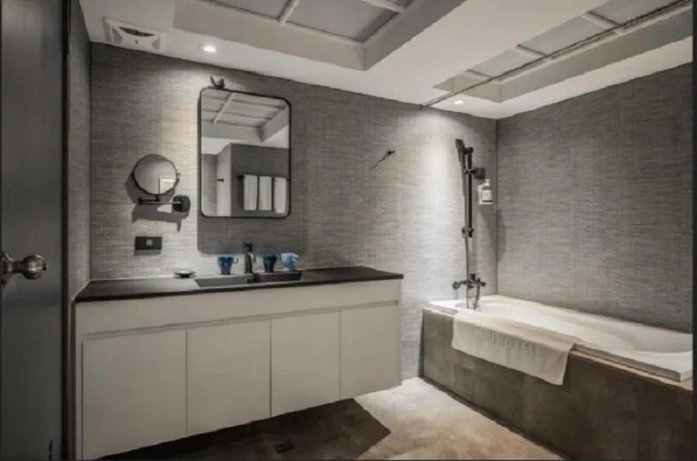 Cu Hotel Kaohsiung Dış mekan fotoğraf